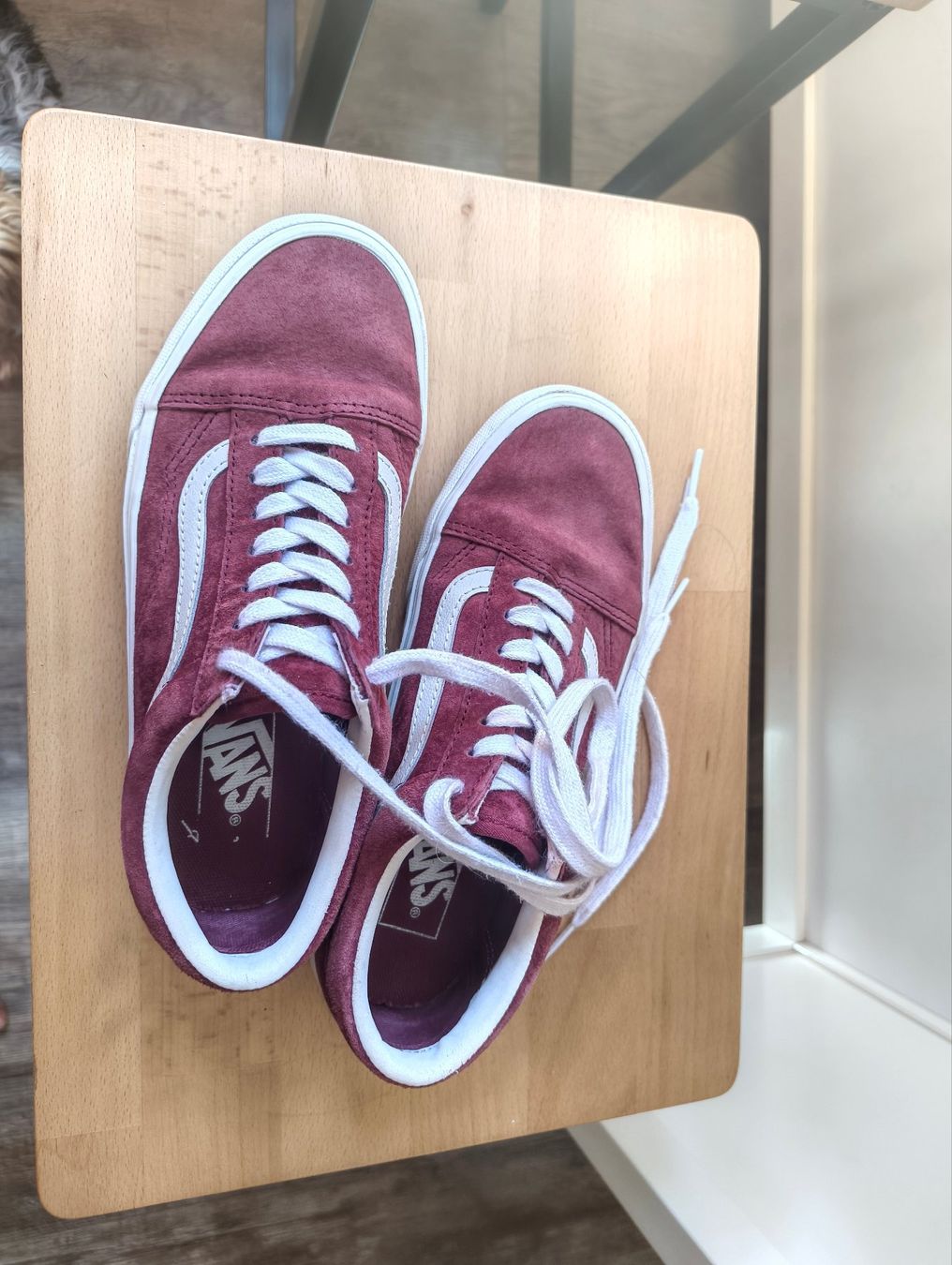 Vans Scarpe da donna: Vans en daim bordeaux 37 – Usato da Monthey venduto da maf_6mxz