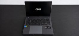 ASUS V16 Gaming RTX 5070, Intel Core 7, 32 GB RAM, 1000 GB