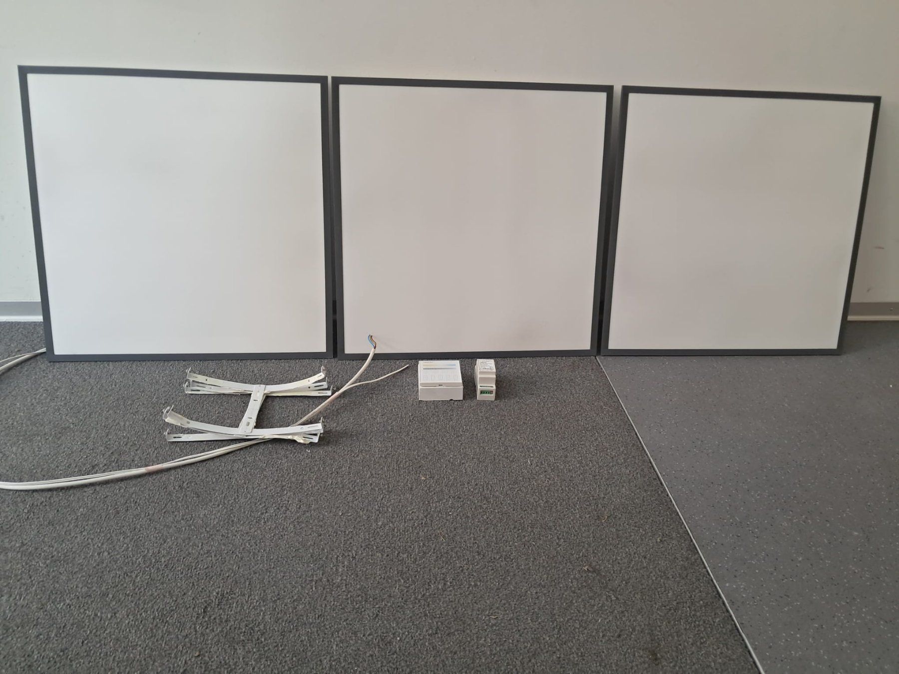 Lampadari & plafoniere: 3x Deckenleuchten LED Panel 60x60cm mit Steuergerät, Lampe – Usato da Zürich venduto da Lia107
