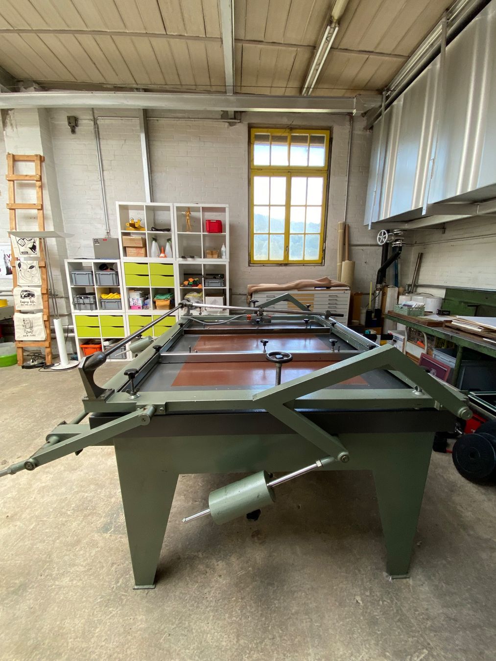 Tutte le macchine: FRENKE Siebdrucktisch mit Vakuum – Usato da Olten venduto da car_k5k7 6