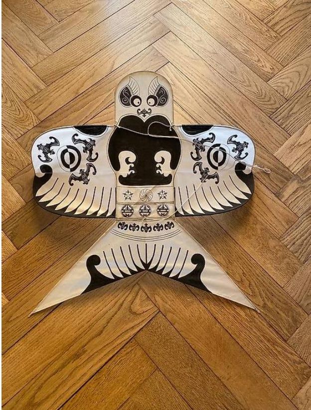 Tutte le decorazioni: Cerf-volant en papier chinois – Usato da La Tour-de-Peilz venduto da SecondeVie