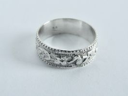 Vintage Fingerring aus Silber mit Blumenmuster
