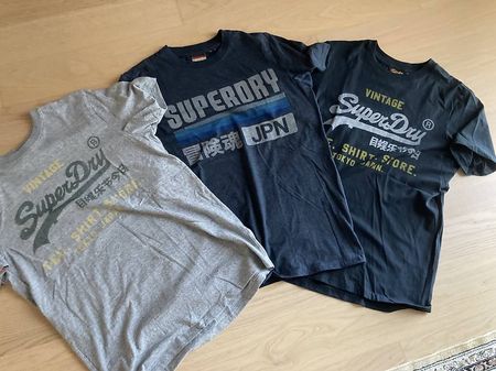 Neue superdry T-shirt GR S