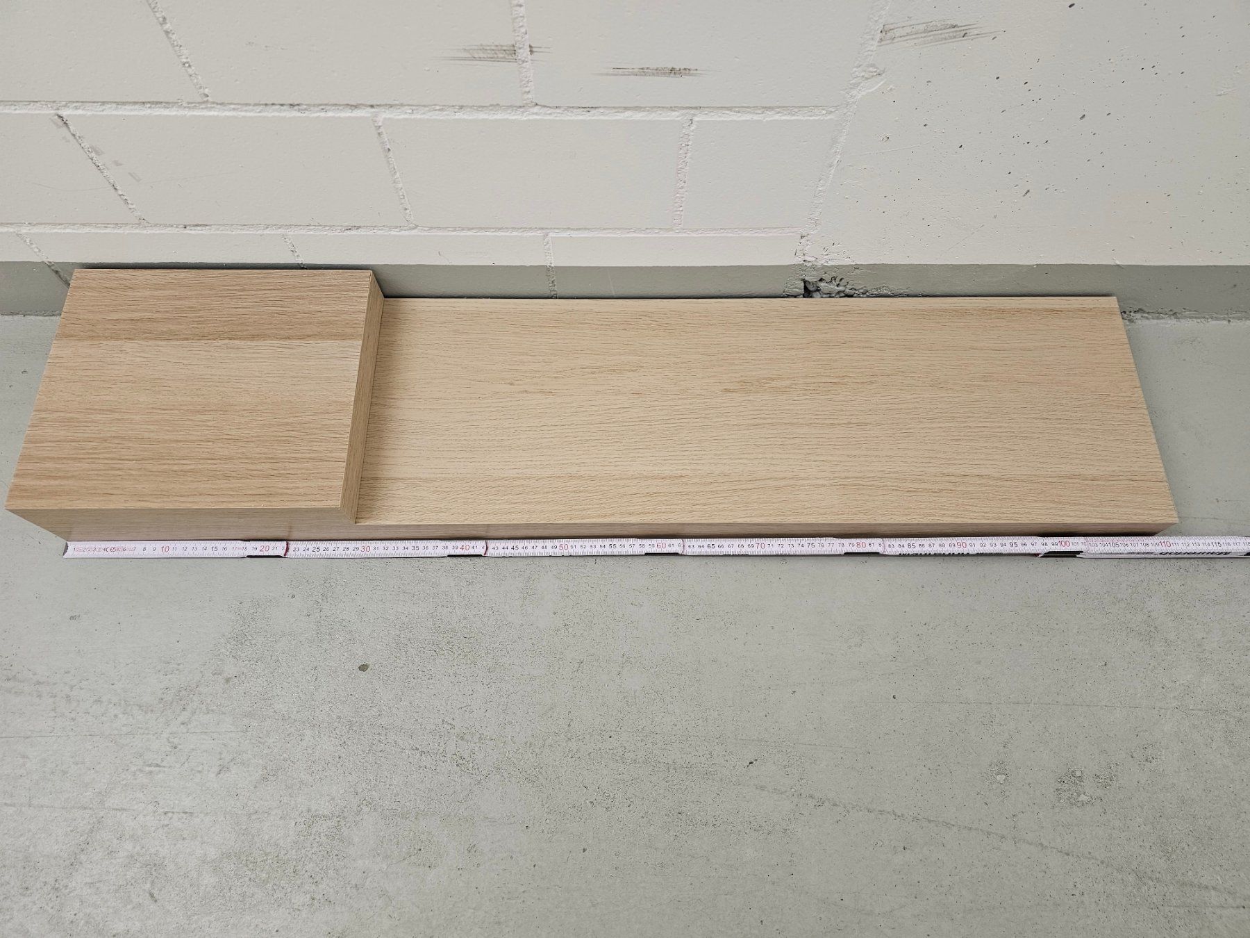 Ikea Scaffali: Helles Holztablar/Bord, Ohne schrauben IKEA – Usato da Oberuzwil venduto da ItzSenju_ 1