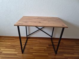 Neuwertiger Schreibtisch Braun 90×60 cm