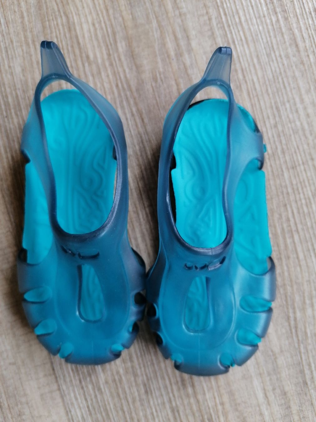 Scarpe per ragazzi: Badeschuhe 24 – Nuovo (secondo la descrizione) da Huttwil venduto da happy-82