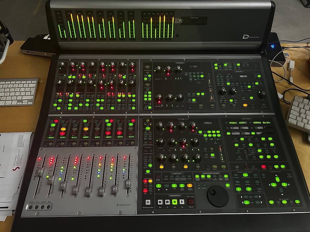 Mischpulte: AVID D-Command ES MIXER, XMON interface, XMON cable – Gebraucht aus Cadro von Argosound