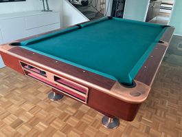 Billard-Tisch
