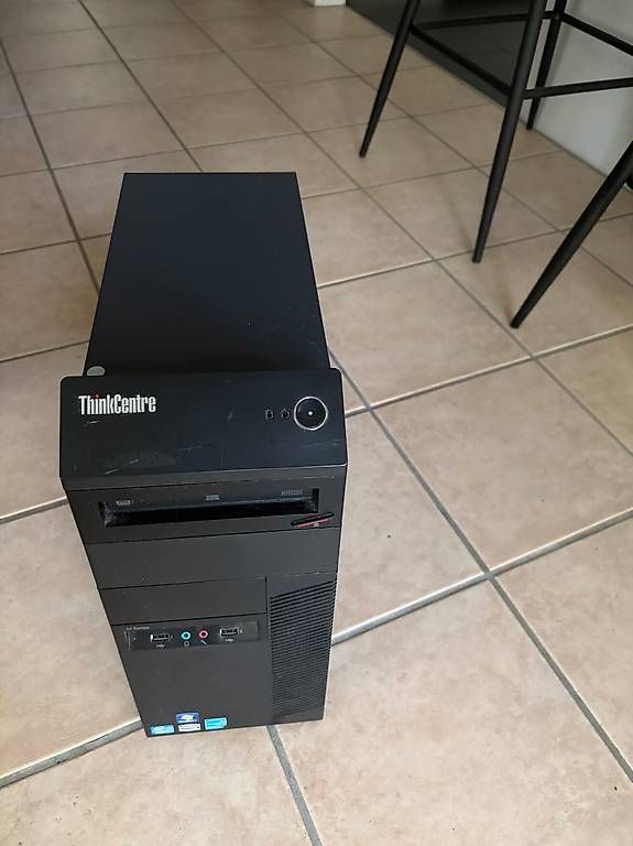 PCs: Lenovo ThinkCentre M82 | i5 | 8 GB RAM  – D'occasion à Affoltern am Albis par Nikolas-Wilhelmus