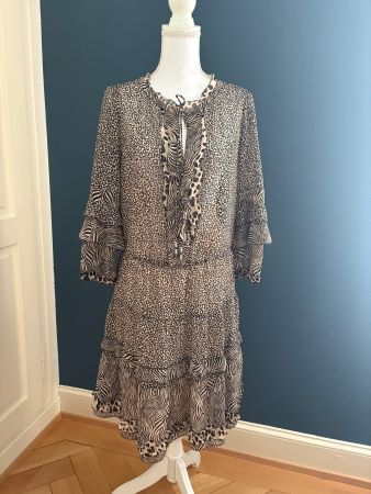 Kleid Marc Cain, sehr guter Zustand, Gr. 38/40