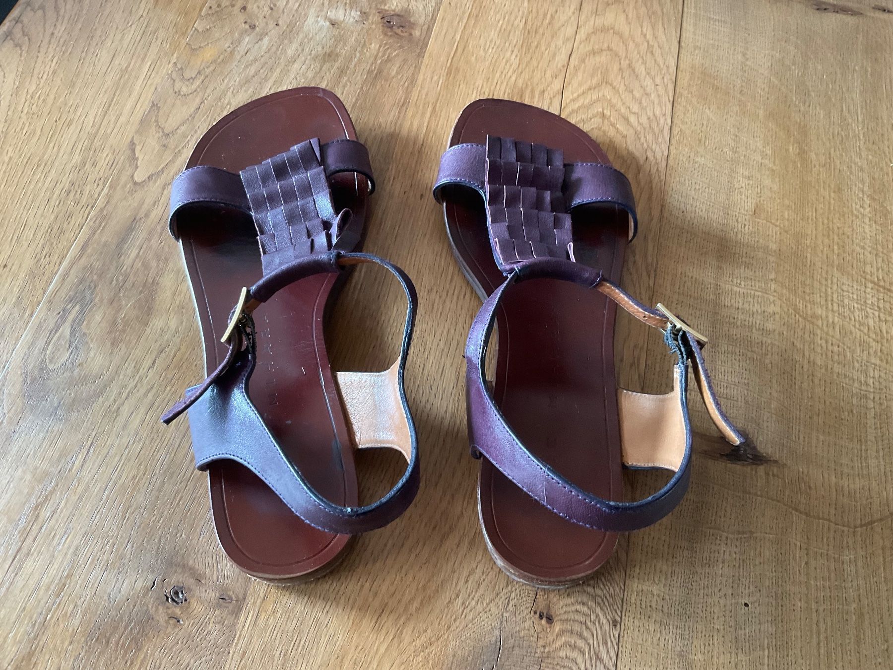 Scarpe da donna: sandalen chie mihara – Usato da gurzelen venduto da malu04 2