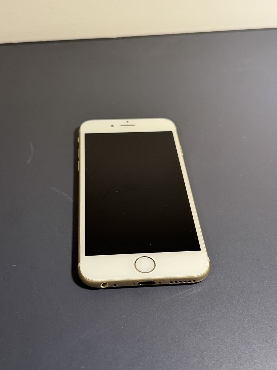 Apple Handys / Smartphones: Apple Iphone 6 in Gold – Defekt aus Gränichen von lixil 5