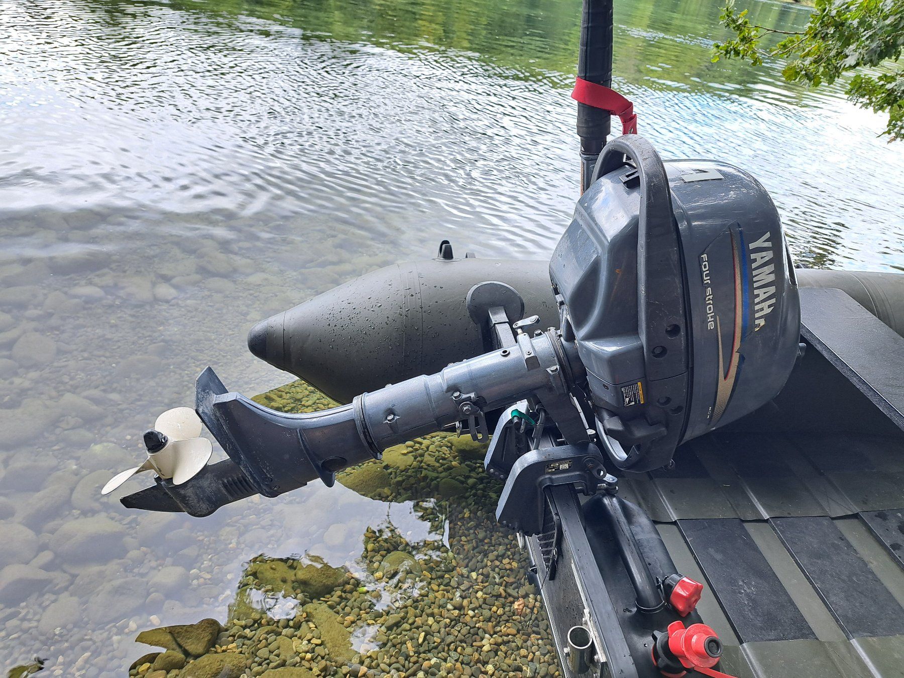 Yamaha Barche: Schlauchboot Bodenseezulassung 4Ps FOX EOS 250 Yamaha Motor – Usato da Hallau venduto da ZIEGLER-Motorhandel 4