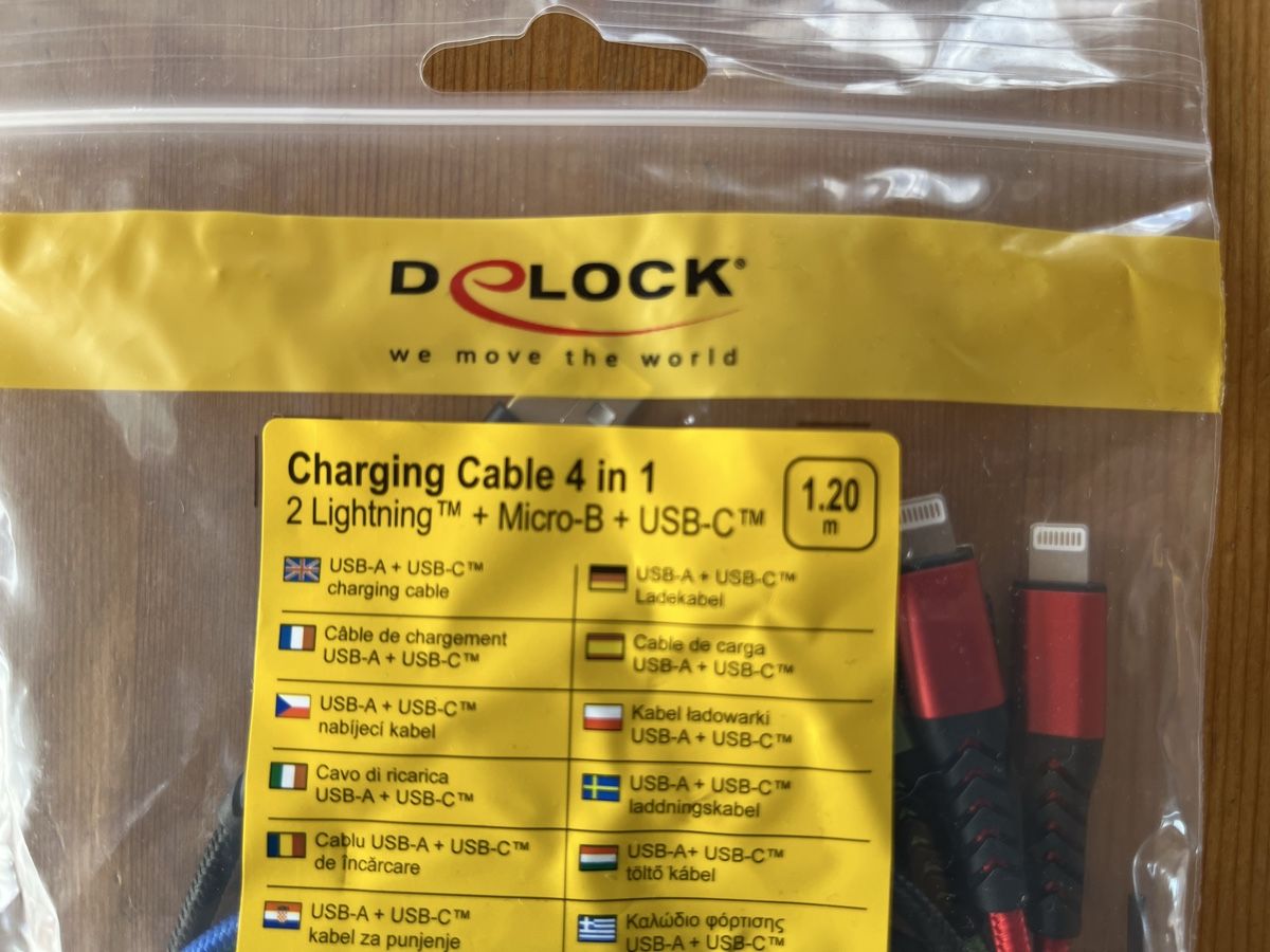 Cavi: Neues Dolock 4 in 1 Ladekabel: USB-C, Micro-B, Lightning – Nuovo e nell'imballaggio originale da Stein am Rhein venduto da Karisma78 2