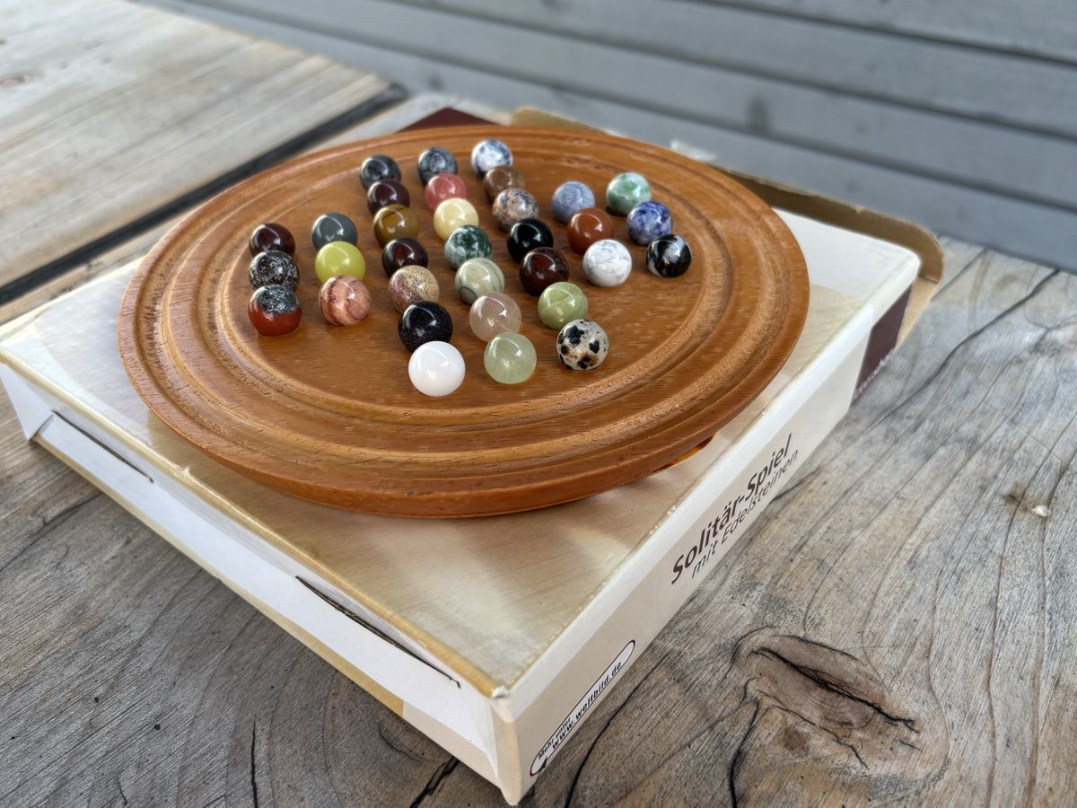 Spiele: Solitär Spiel mit Edelsteinen – Gebraucht aus Würenlos von Ashley24 5