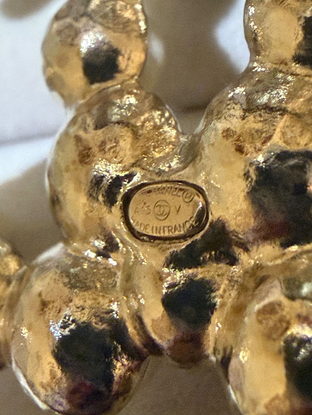 Chanel Spille & Fermagli: Chanel Brosche mit Perlen, Modeschmuck, Top Zustand! – Usato da Basel venduto da Blausara707 4
