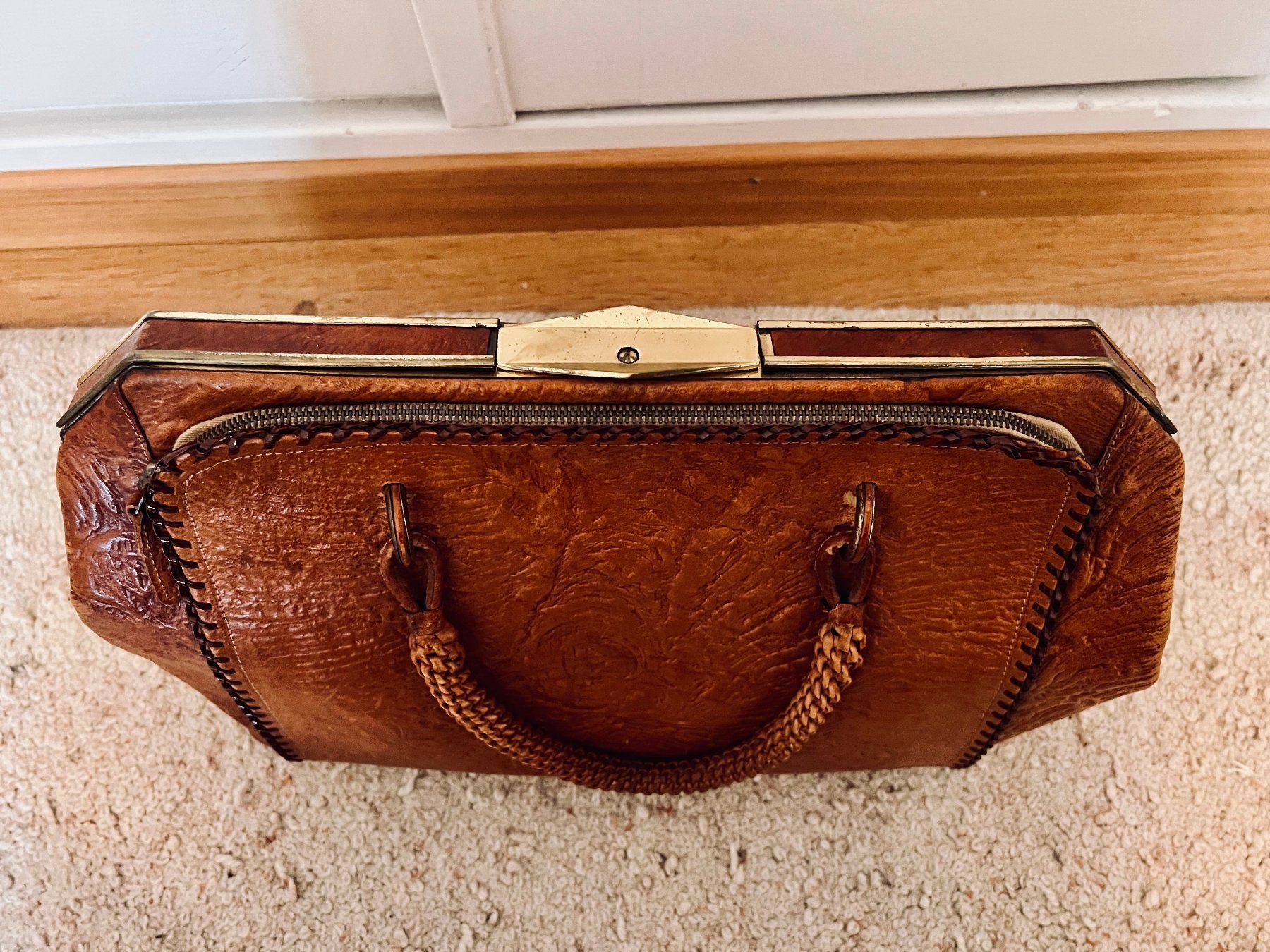 Borse da donna: Vintage Handtasche aus Leder – Usato da Zürich venduto da 411osmanbey 3