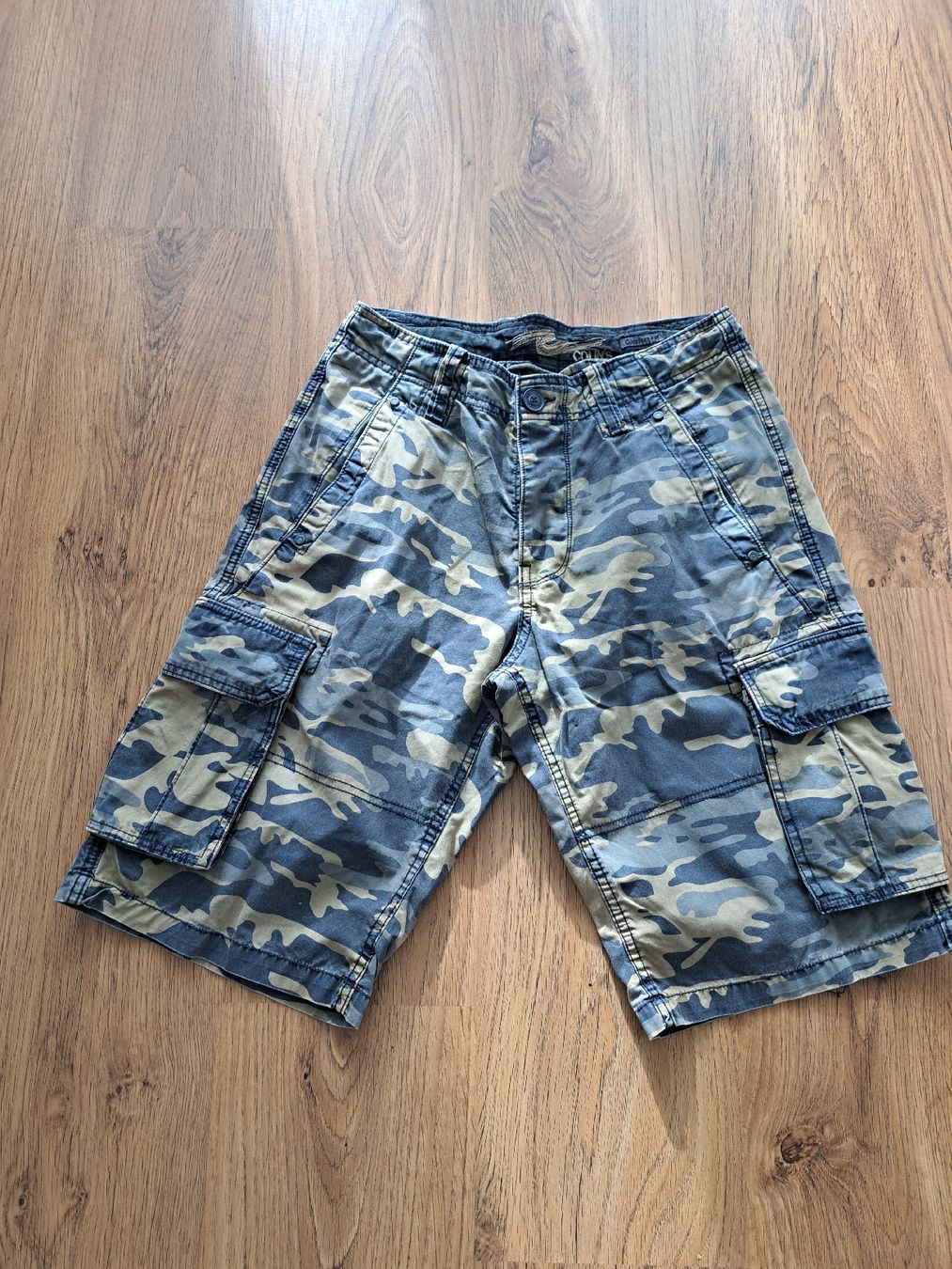 Pantaloni: COLIN'S Shorts S – Nuovo (secondo la descrizione) da Frauenfeld venduto da berk39