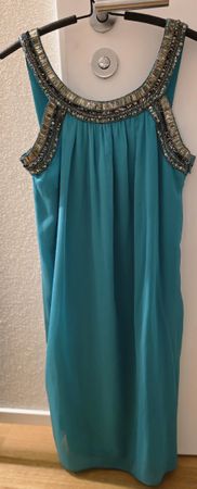Elegantes, grünes ESPRIT Kleid mit Schmuckapplikation