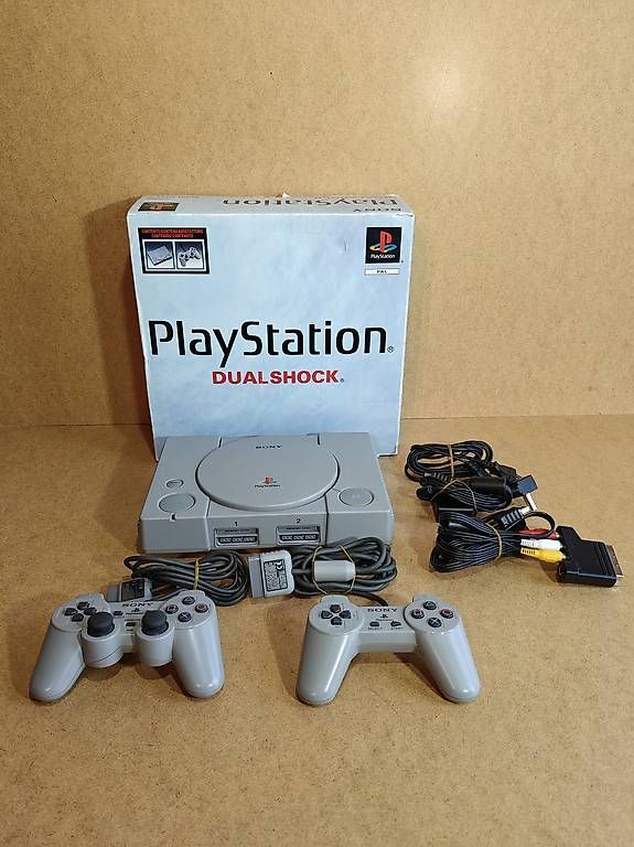 Sony Konsolen: Sony PlayStation 1 mit OVP – Gebraucht aus Luzern von MWi_9xw5
