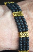 Armband K-356 – Lava 4mm Perlen – Grössenverstellbar