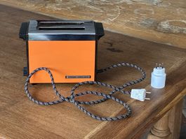 Retro/Vintage Toaster