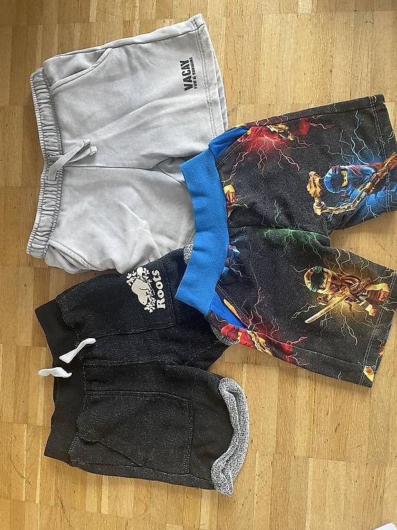 Pantaloni: Kurze Hosen – Usato da Tumegl/Tomils venduto da tiger358