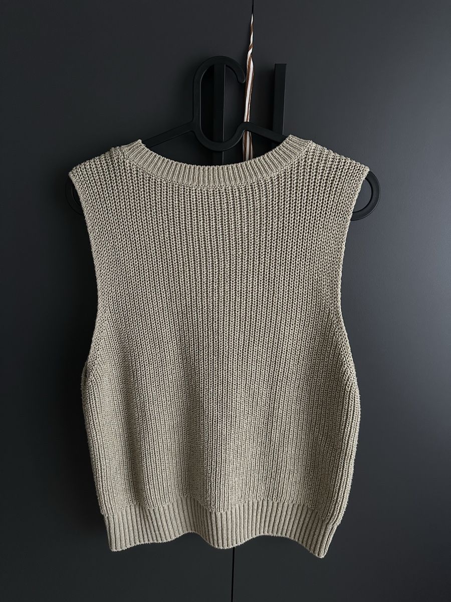 Top: Strickveste olivgrün Grösse M – Usato da Rümlang venduto da ohsnapiiitzme2 1