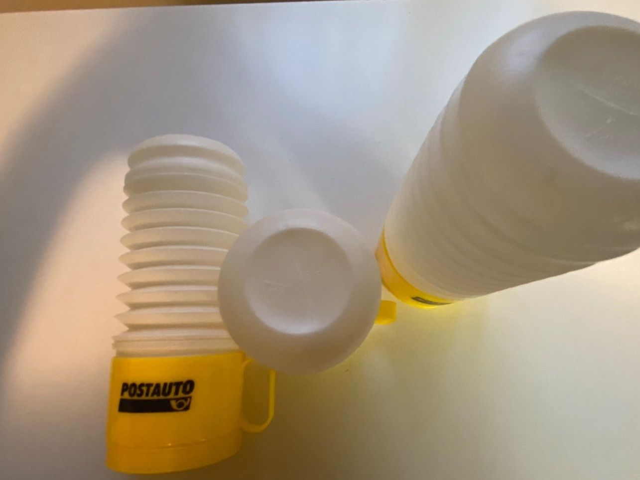Borracce & Thermos: 3 Becher mit Flasche" POSTAUTO" (Werbegeschenk aus den 80er) – Nuovo (secondo la descrizione) da Baar venduto da Toefflibaar 5
