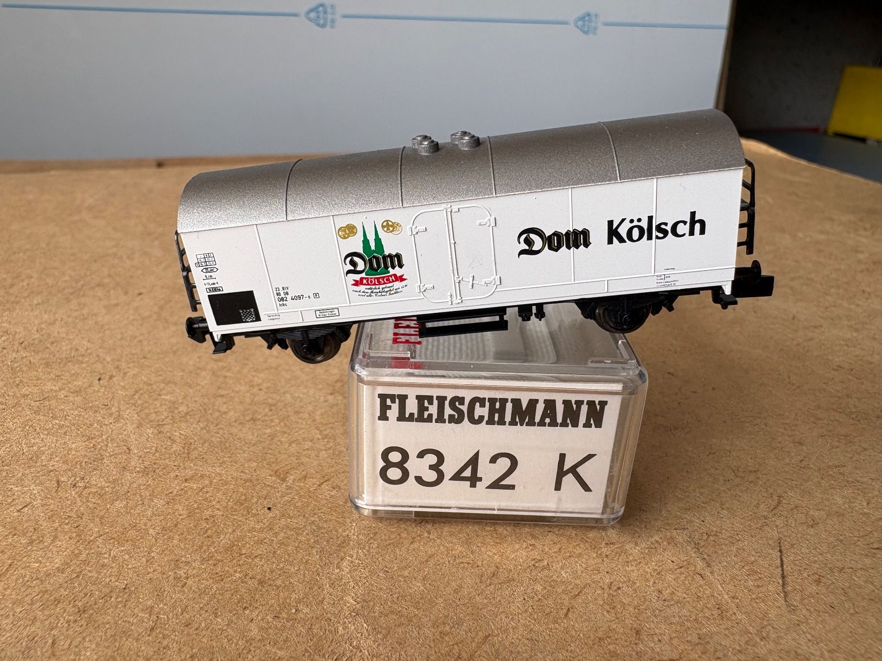 Fleischmann Modellini di ferrovie: Fleischmann 8342 K Bierwagen Dom Kölsch – Nuovo e nell'imballaggio originale da Hauterive NE venduto da eriamch