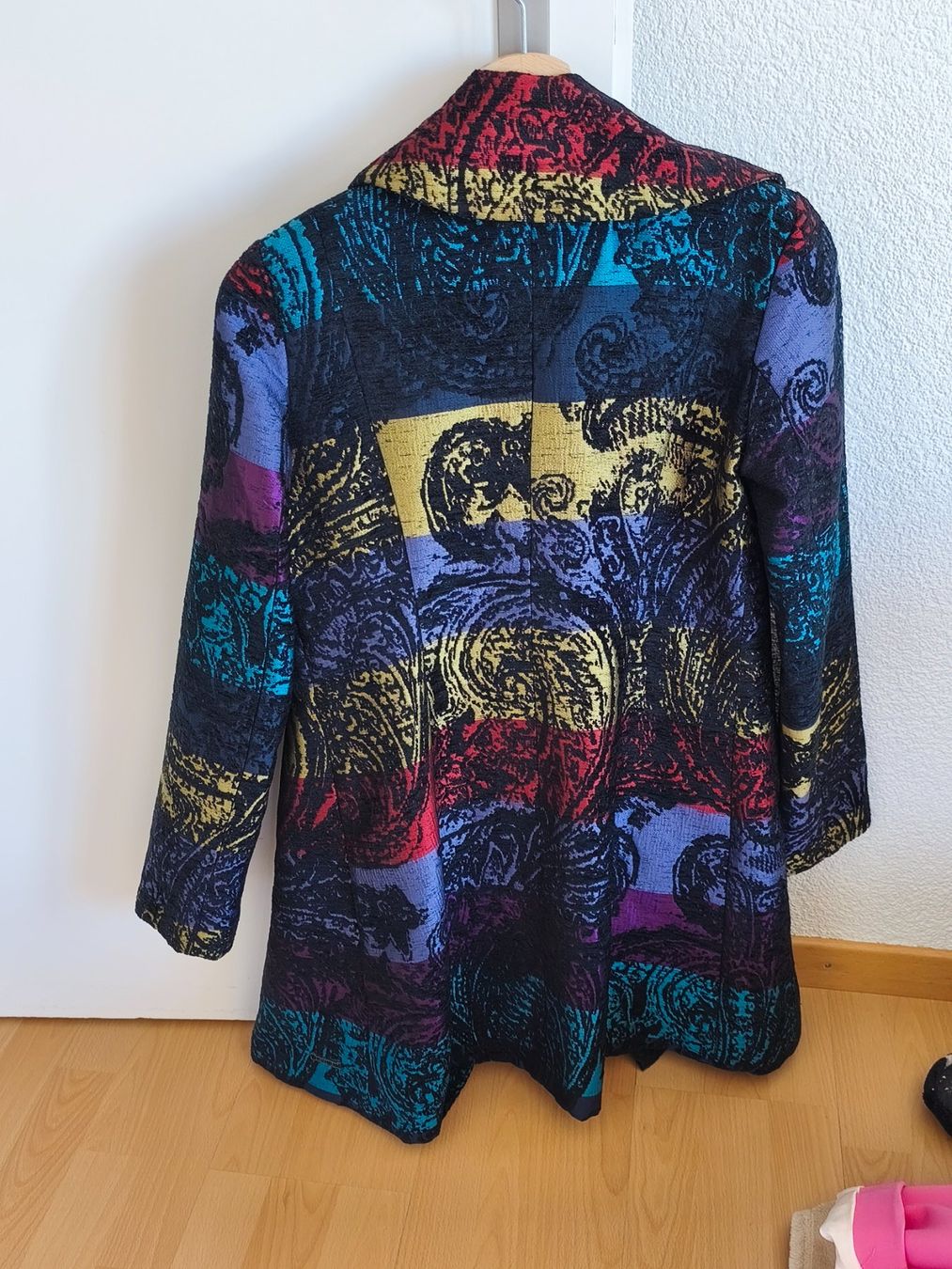 Desigual Cappotti: Desigual Mantel 36 Damen – Usato da Grenchen venduto da pristavu_mihnea 1