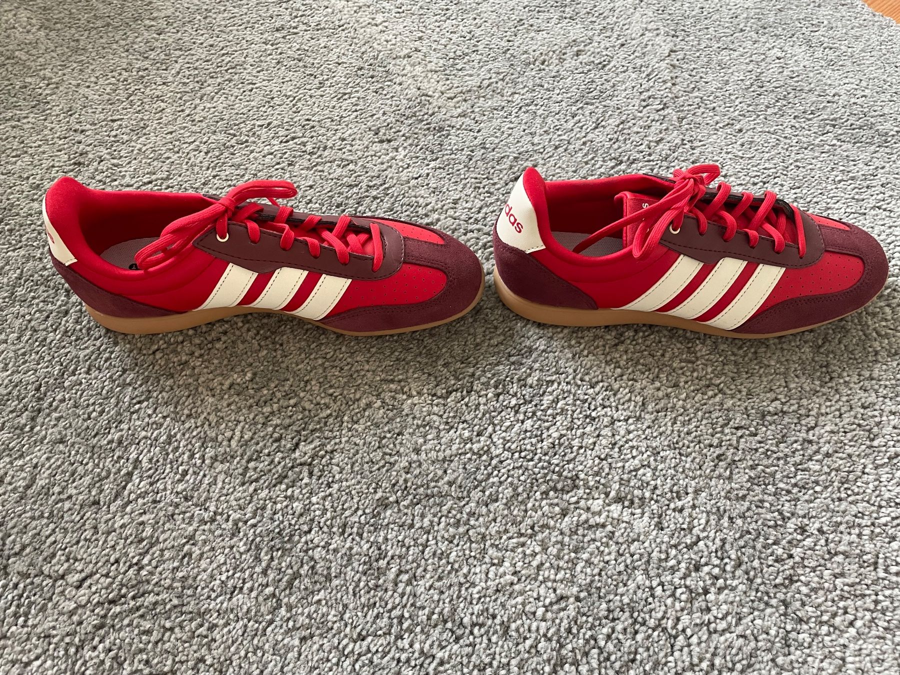 Adidas Damenschuhe: Adidas Sneaker – Gebraucht aus Uster von orchidee777 4