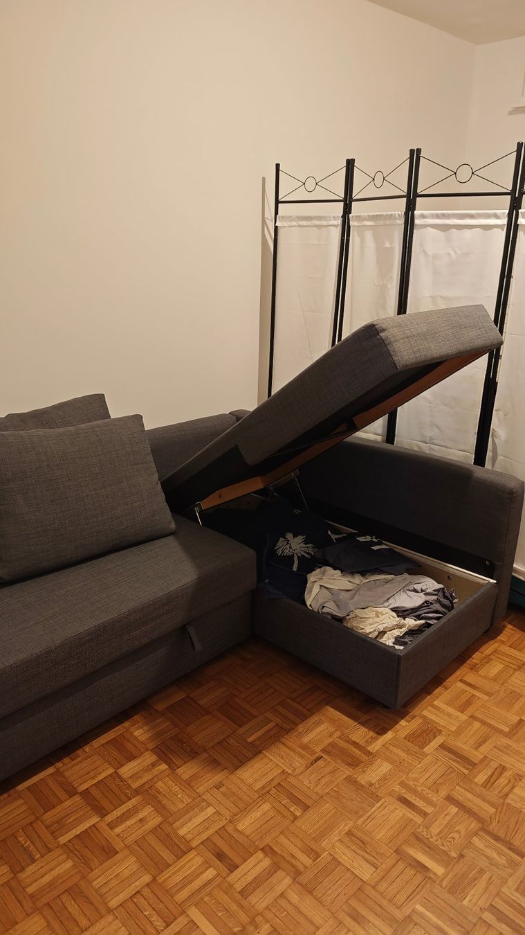 Ikea Sofas: FRIHETEN Sofa-Bed Canapé-lit – D'occasion à Genève par ugrasergun 3