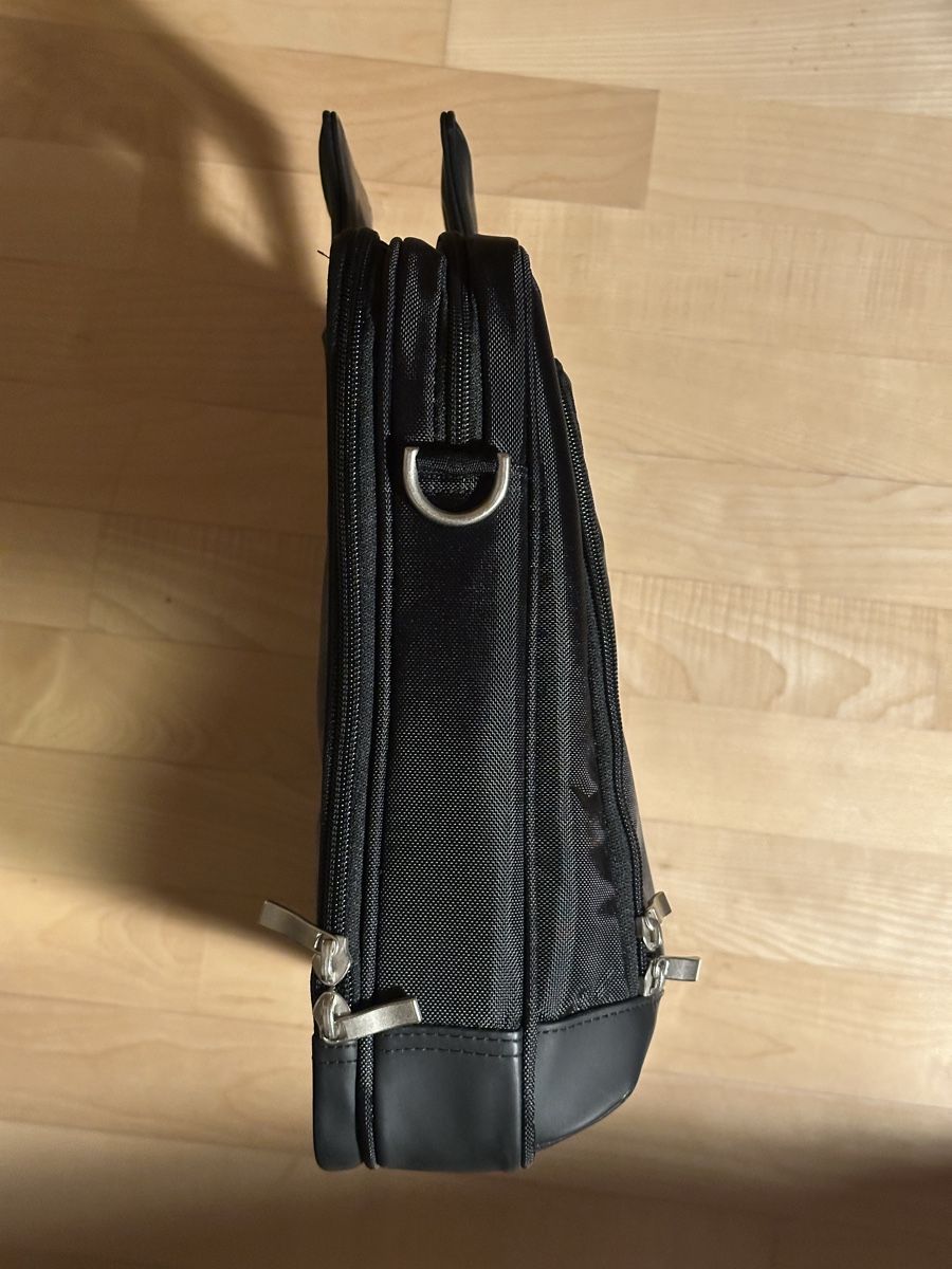 Koffer & Taschen: Praktische Laptoptasche, neuwertig – Neu (gemäss Beschreibung) aus Hergiswil NW von kaufe_at_kaufmann 8