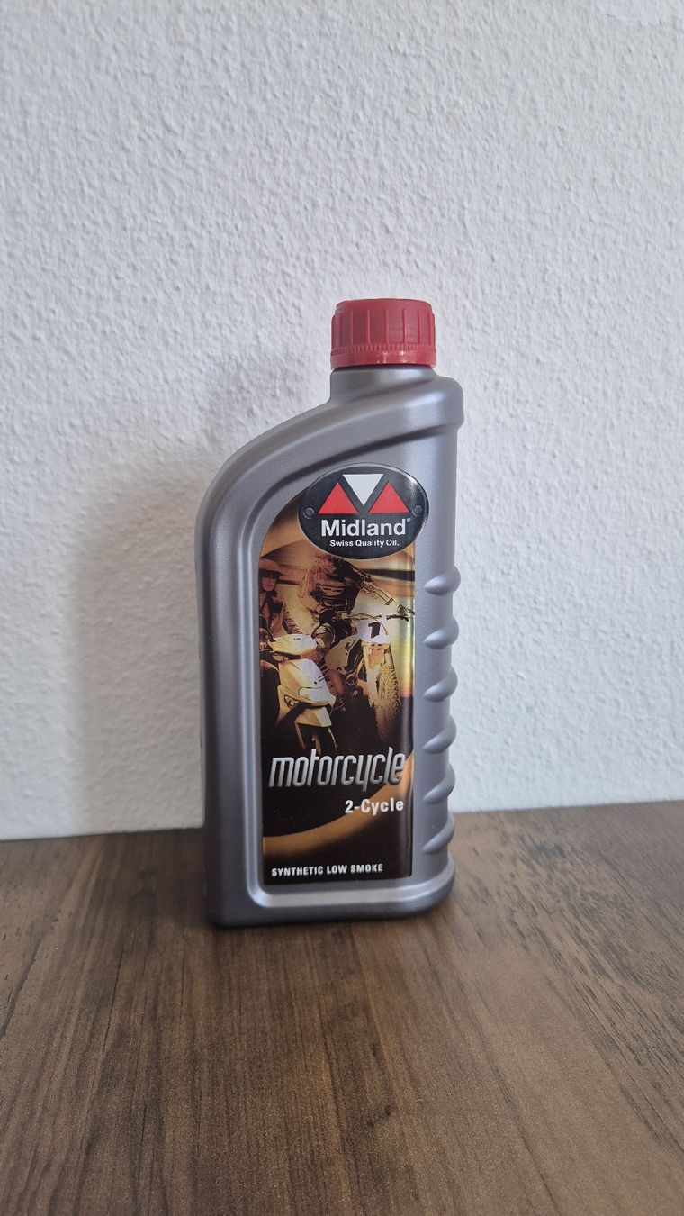 Midland Huiles et additifs: Midland 2-Tackt Motorrad ÖL – Neuf (Voir description) à Uzwil par Nowy04