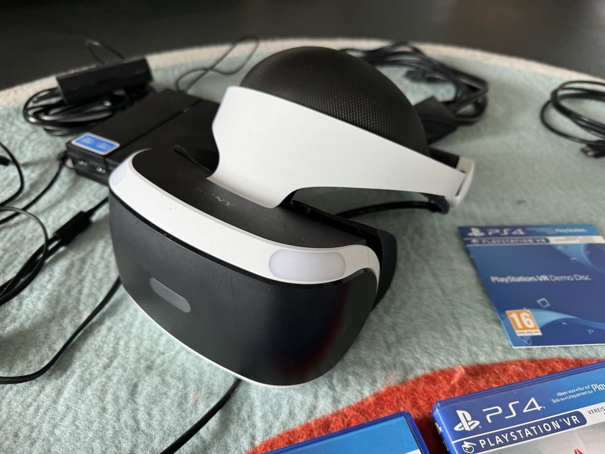 Sony Sonstiges Zubehör: Sony PS VR 1 – Gebraucht aus Tentlingen von