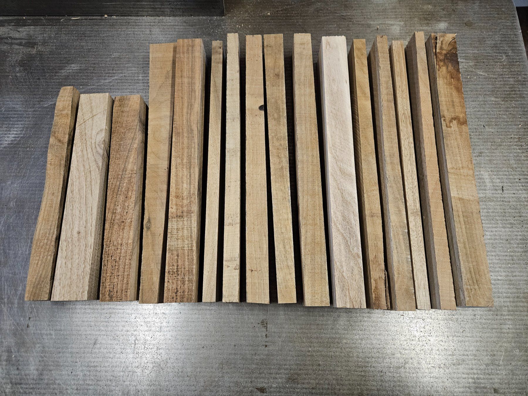 Articoli in legno: Nussbaum Holz – Nuovo (secondo la descrizione) da Schangnau venduto da egli6.2 4