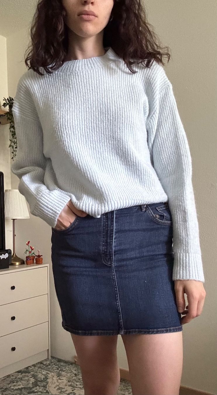H&M Pullover & Sweatshirts: H&M Strickpullover, hellblau, Grösse S – Gebraucht aus Bülach von reaos