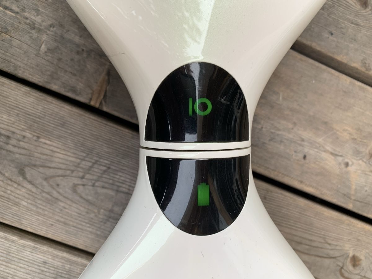 Hoverboard: IO Hawk Hoverboard – Usato da flawil venduto da KauzigerBergeremit 2