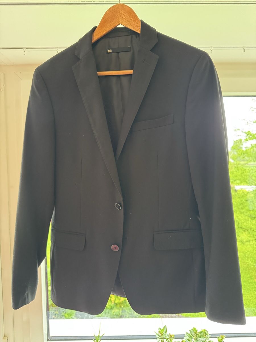 We Giacche: Schwarzer Herren-Blazer, Grösse 46, Slim Fit-Passform – Usato da Zug venduto da doresina