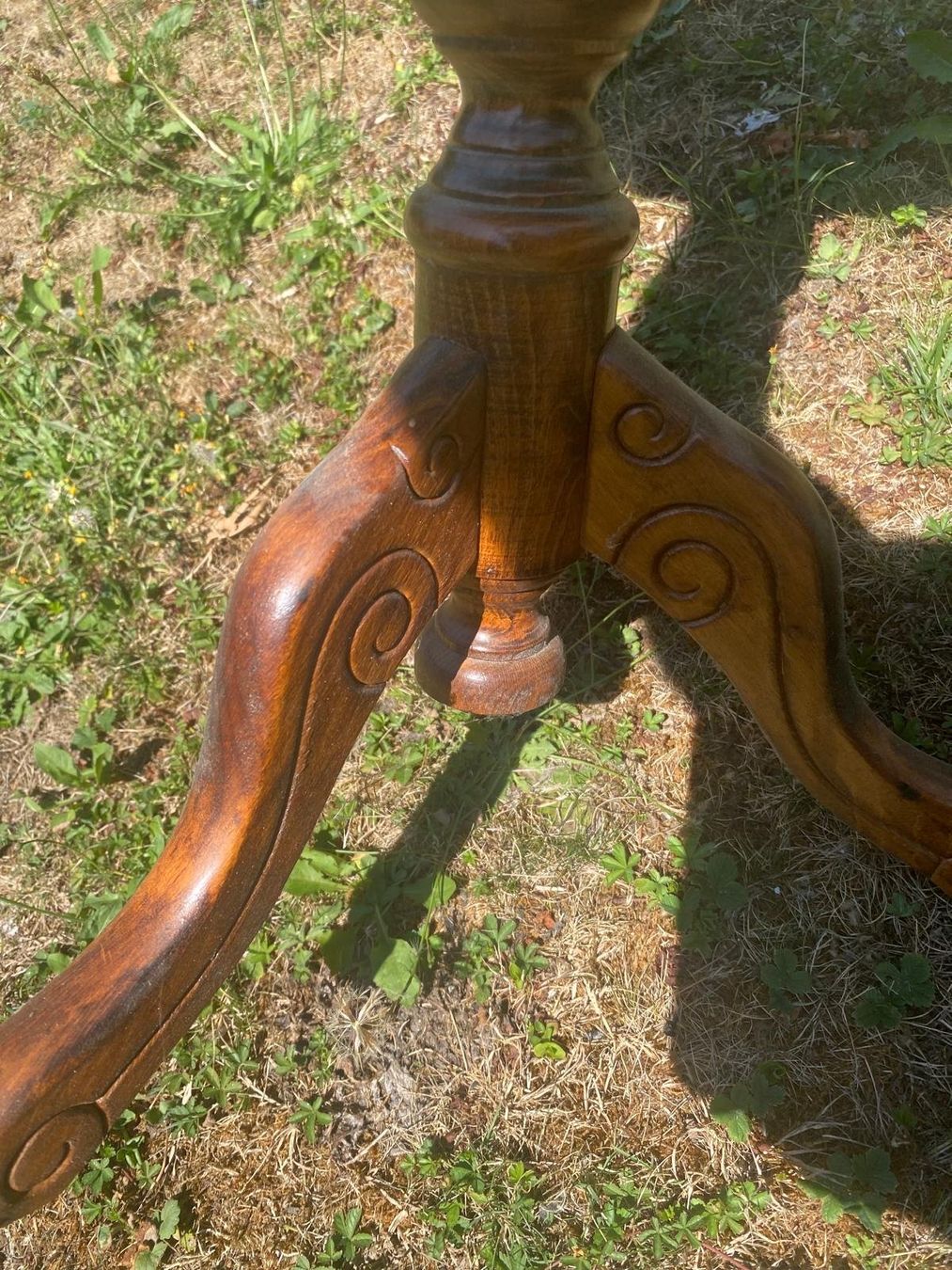 Tavoli: Holzbeistelltisch antik mit Einlegearbeiten – Usato da Wettingen venduto da inf_ch9b 2