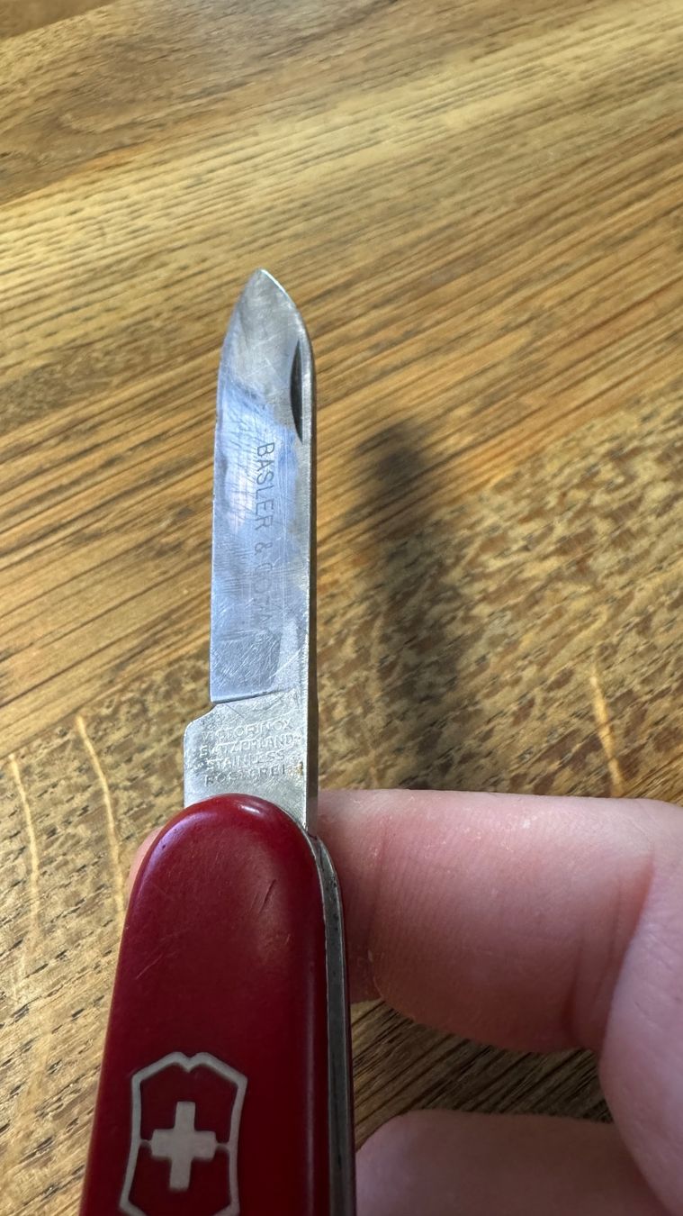 Victorinox Taschenmesser: Victorinox Sackmesser alt Basler&Co – Gebraucht aus Burgdorf von Catbagger64 3