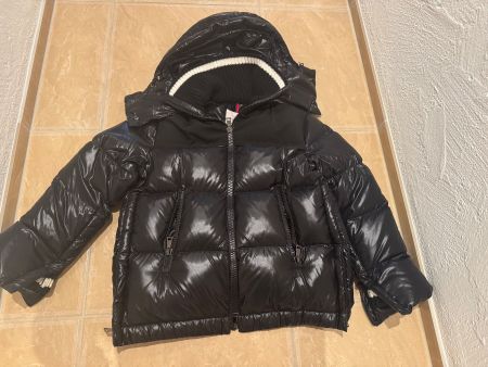 Moncler NWT wärmste Giubotto Winterjacke, Grösse 3-4, NP2000