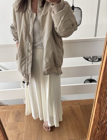 Bomberjacke beige mit Leopardenmuster Innenfutter neuwertig