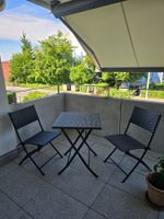 Klapptisch und 2 Klappstühle (Conforama)