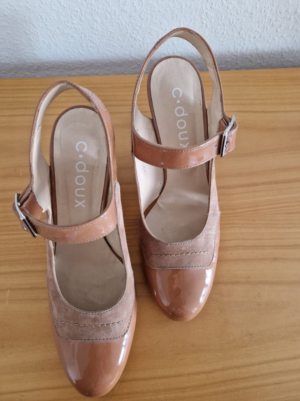 Scarpe da donna: Pumps – Usato da Luzern venduto da kzu_8qsg 2