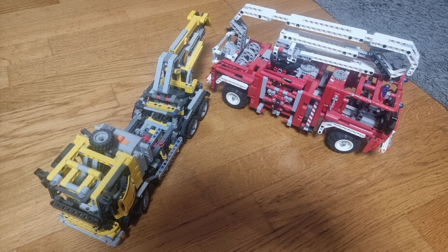 Lego Giocattoli: Lego Technic Trucks – Usato da Birmenstorf AG venduto da kito83