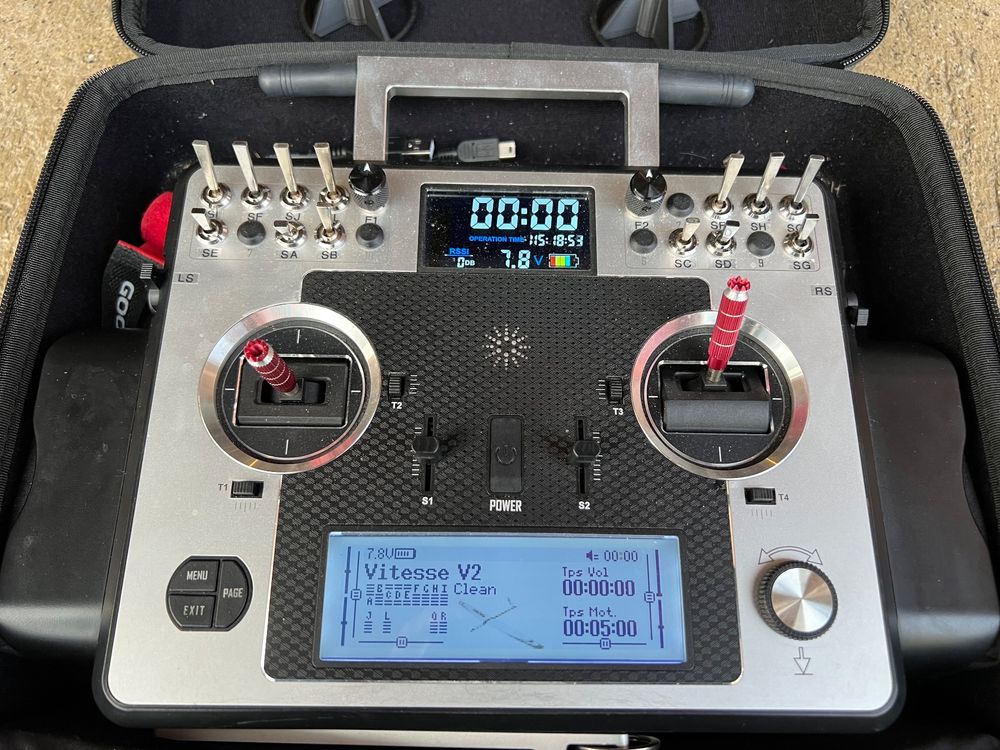 Télécommande Taranis X9E FrSky bon état (Gebraucht) in Cheseaux-sur ...