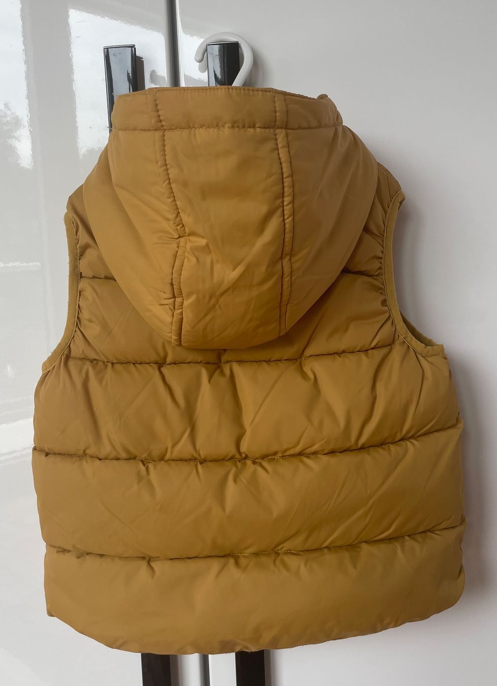 H&M Sonstige Jungenkleidung: Gilet col cappuccio H&M – Gebraucht aus Castel San Pietro von Moregi 3