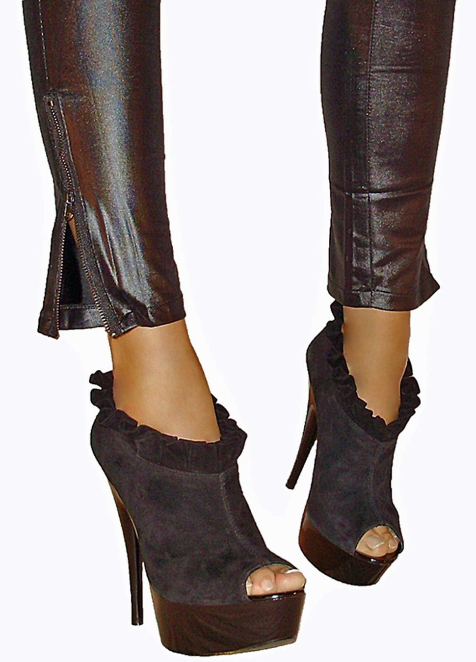 Scarpe da donna: Luichiny Pumps Gr. 40  in Schwarz – Nuovo e nell'imballaggio originale da Horn venduto da thatlooksgood 1